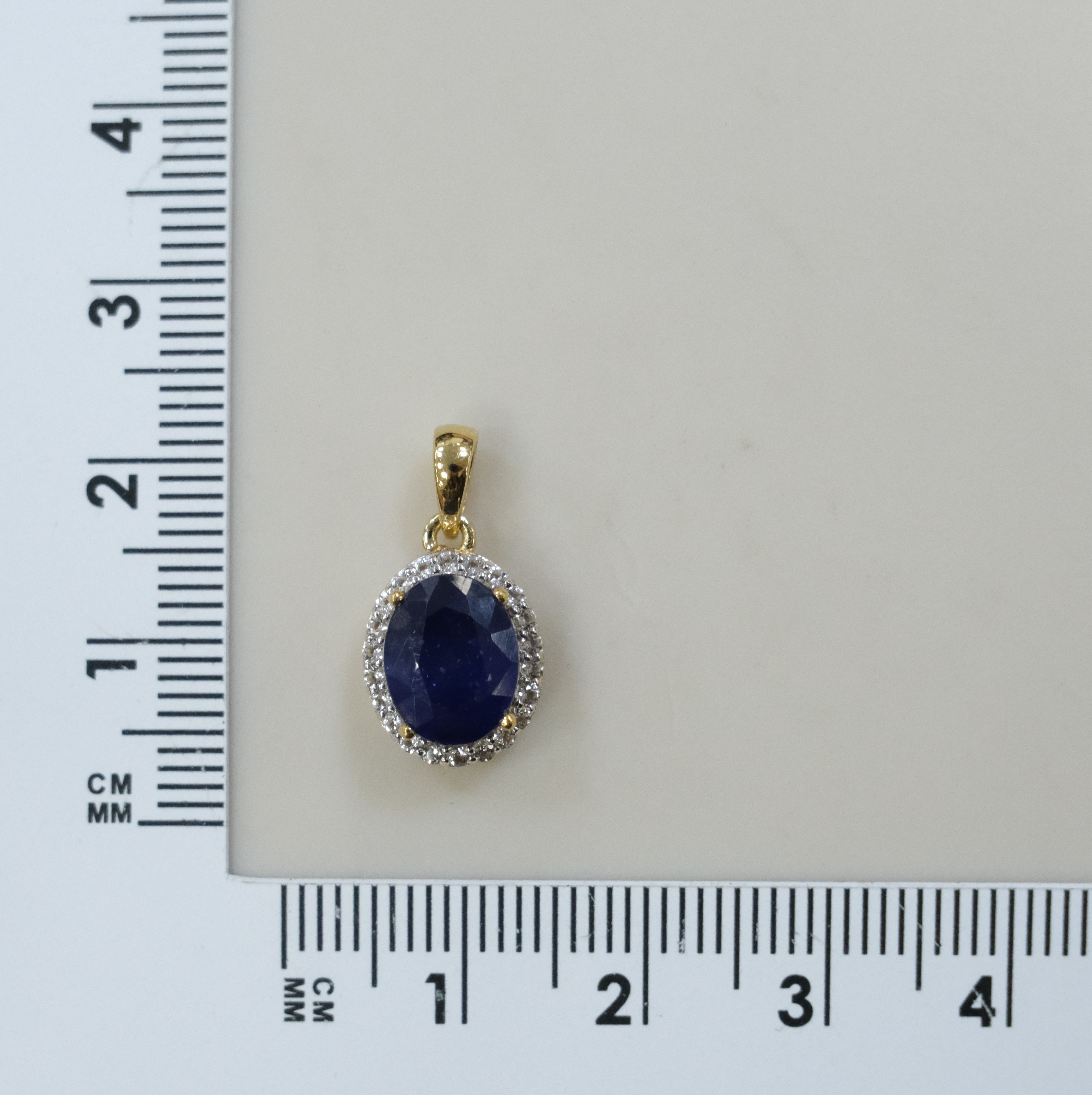 Серебряная подвеска с сапфиром